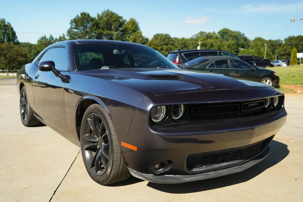 Dodge Challenger photo 34