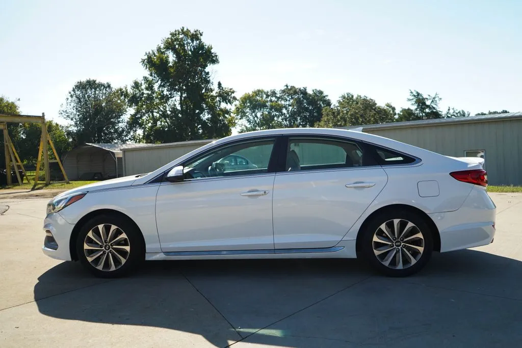 Hyundai Sonata photo 23