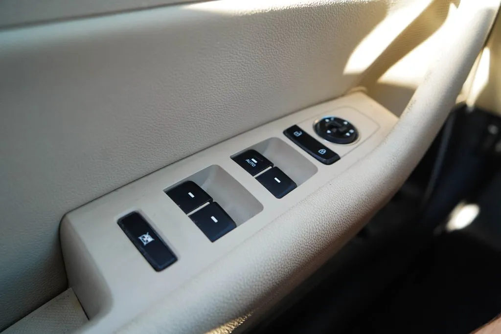 Hyundai Sonata photo 28