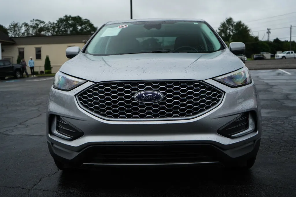 Ford Edge photo 17