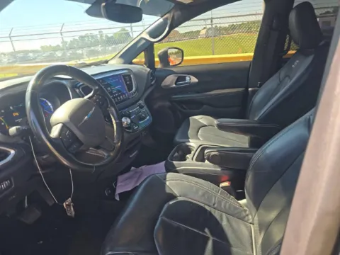 More photos of 2020 Chrysler Pacifica Hybrid Touring L at TLC Motors, SC