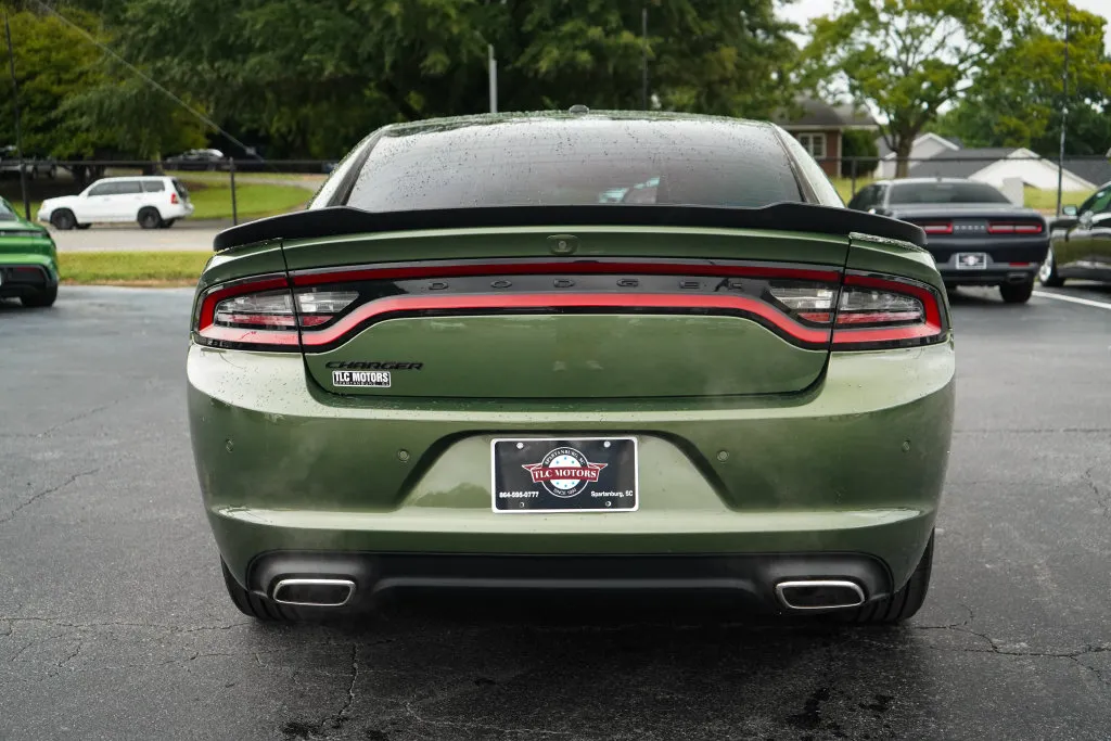 Dodge Charger photo 19