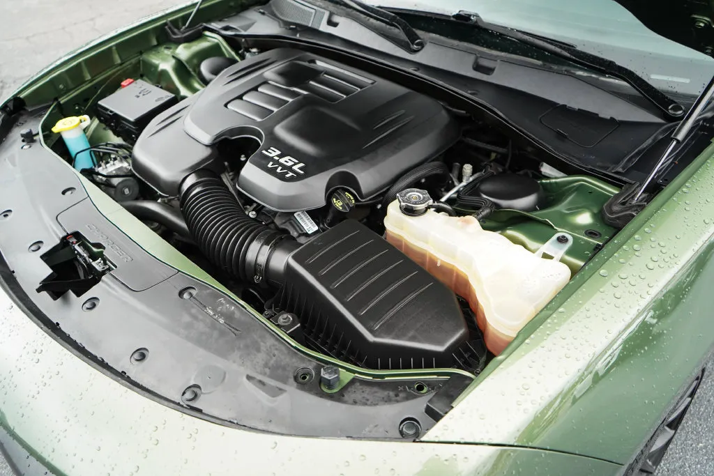 Dodge Charger photo 36