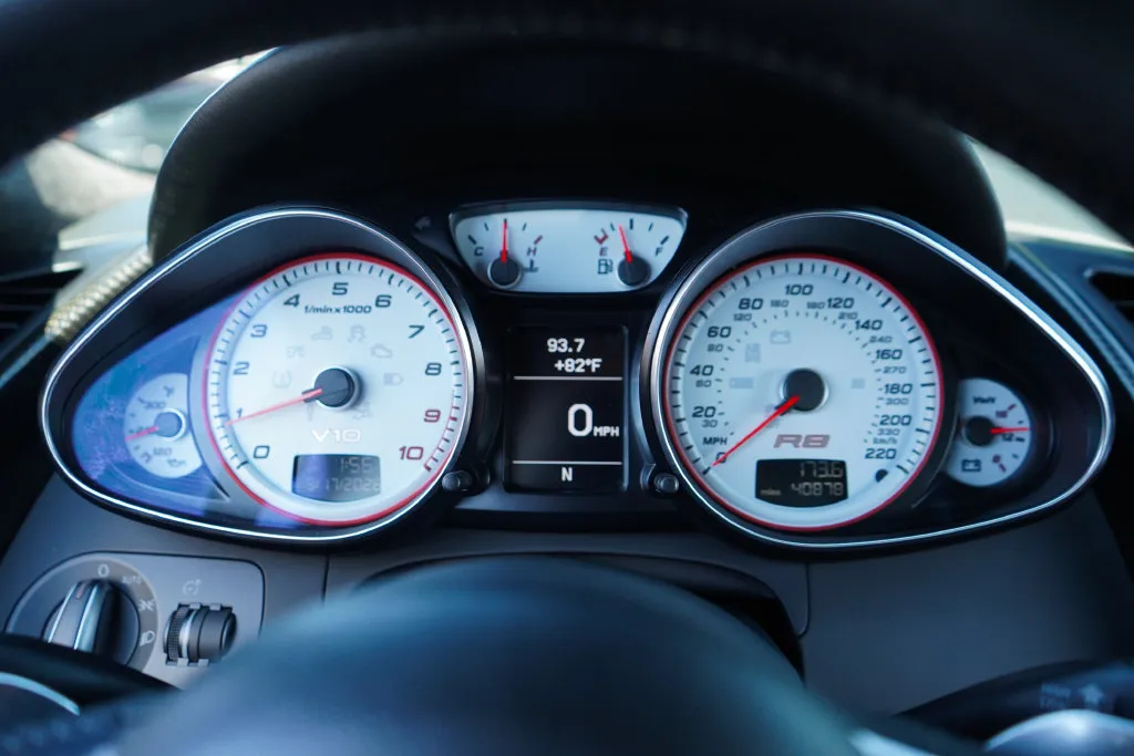 Audi R8 photo 29