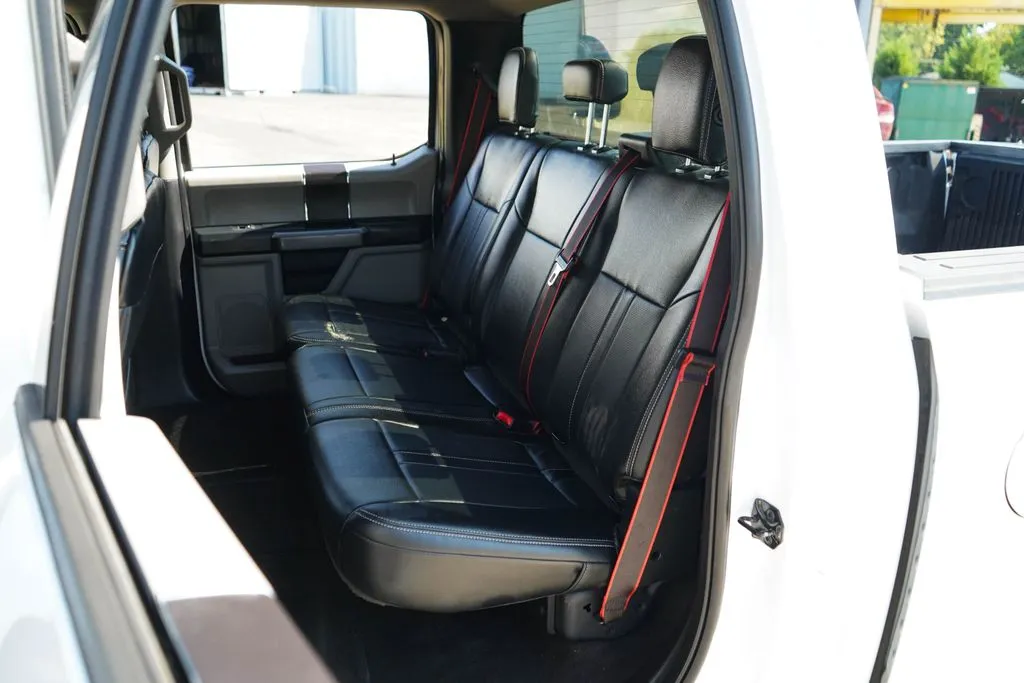 Ford F-150 photo 9