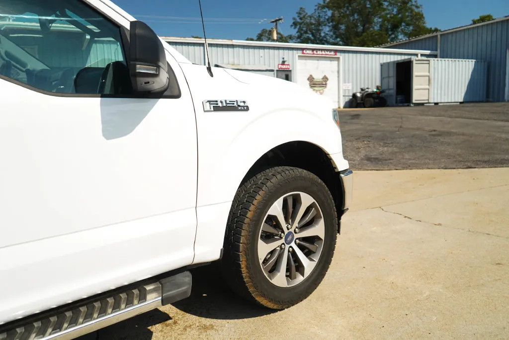 Ford F-150 photo 19