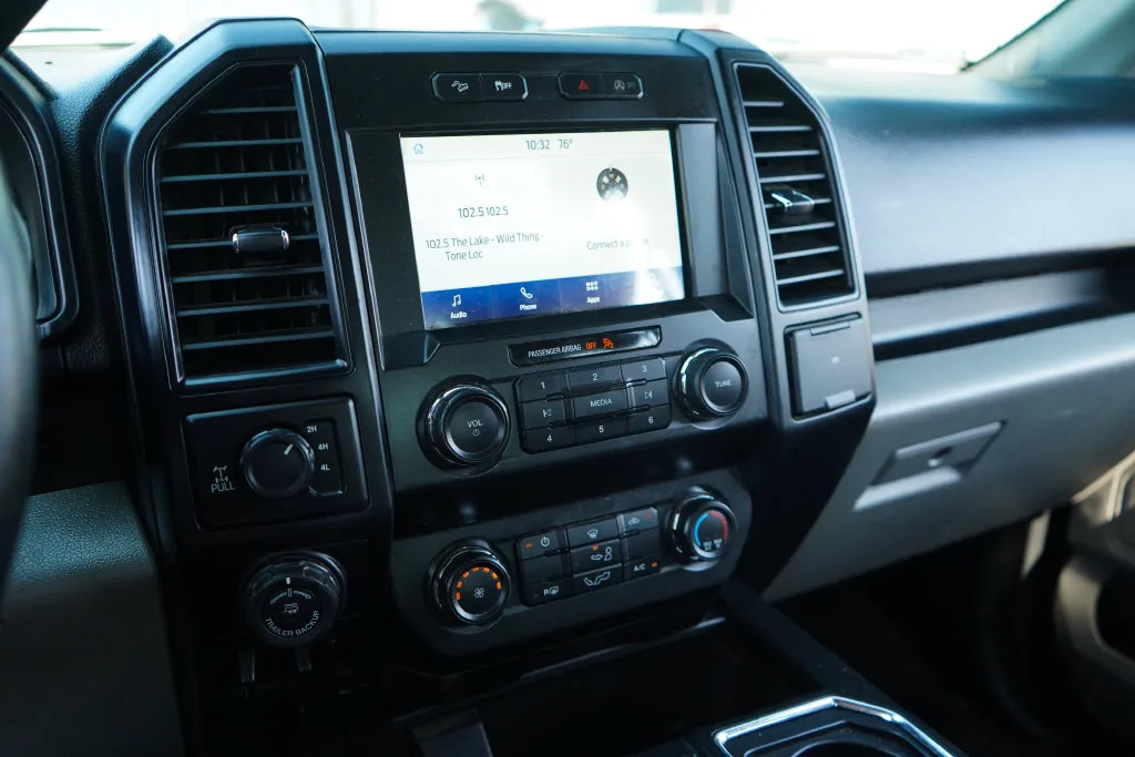 Ford F-150 photo 8