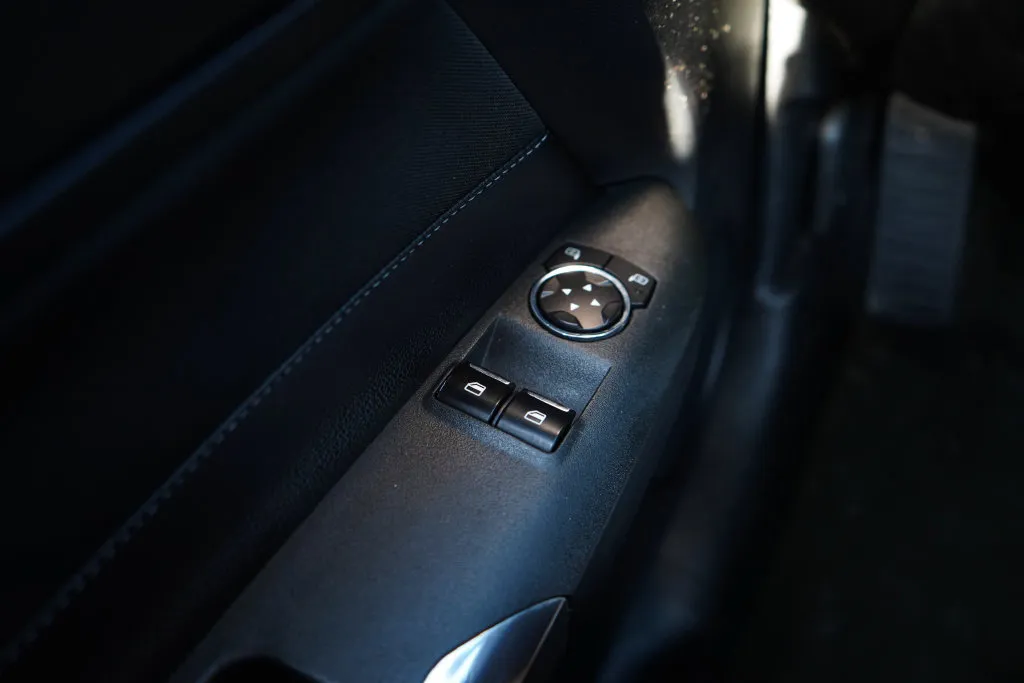 Ford Mustang photo 30