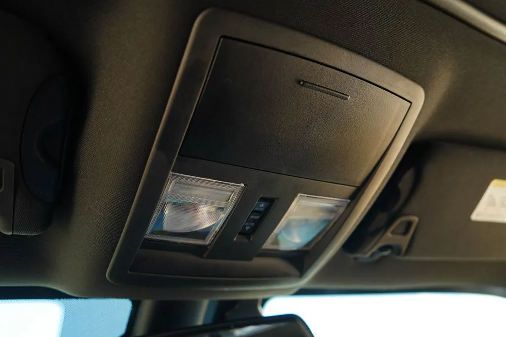Dodge Challenger photo 12
