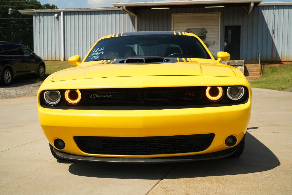 Dodge Challenger photo 16