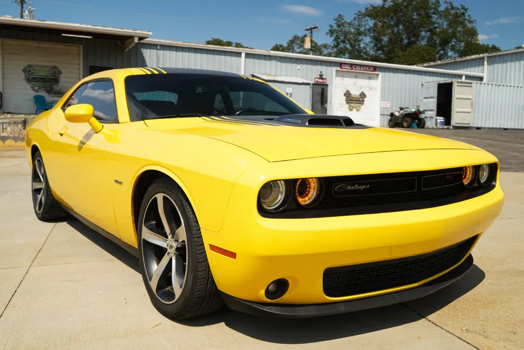 Dodge Challenger photo 35