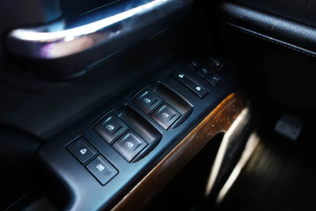 Chevrolet Silverado photo 28