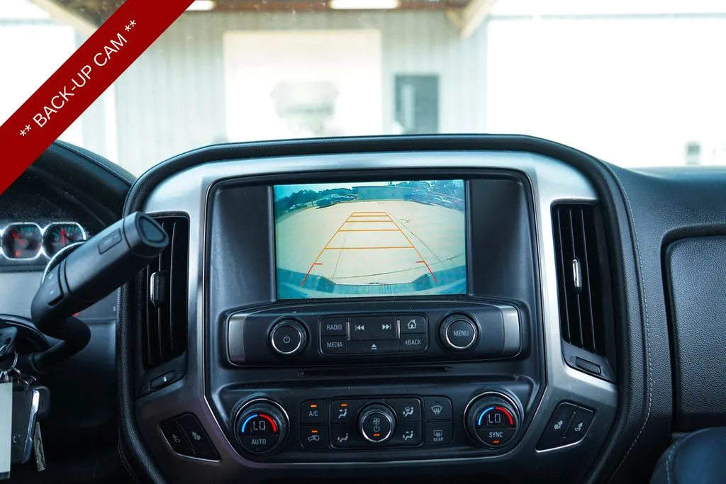 Chevrolet Silverado photo 11