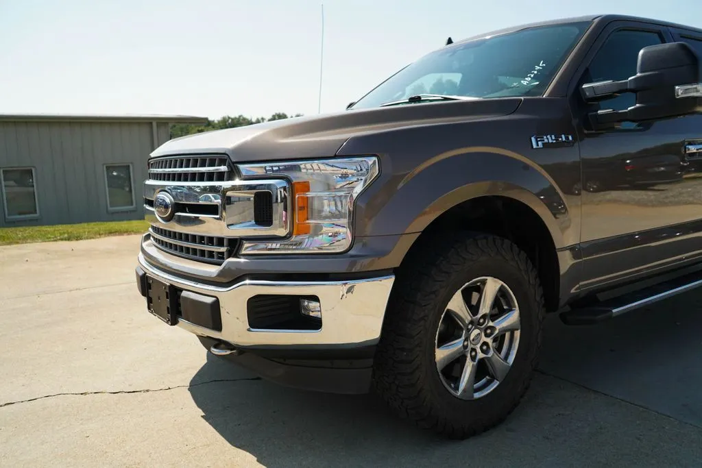 Ford F-150 photo 18