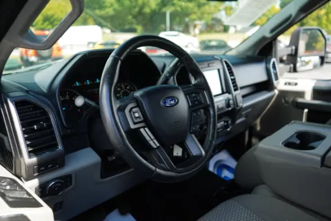 More photos of 2019 Ford F-150 XLT at TLC Motors, SC