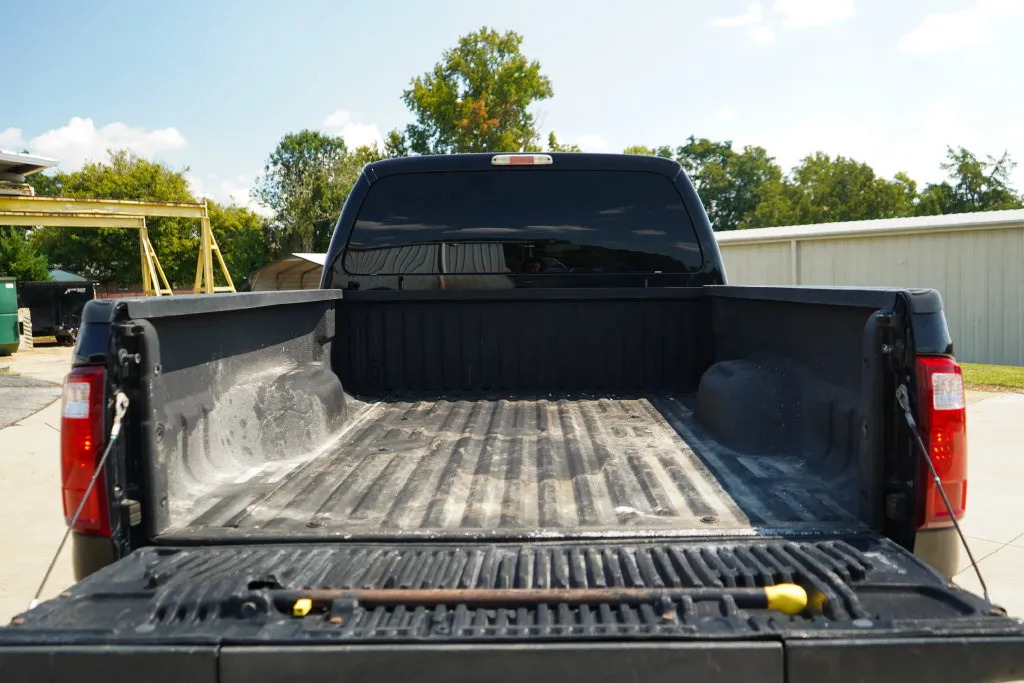 Ford F-250SD photo 16
