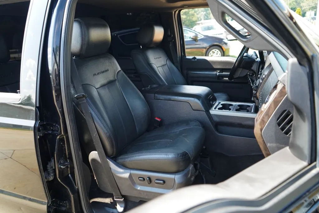 Ford F-250SD photo 14