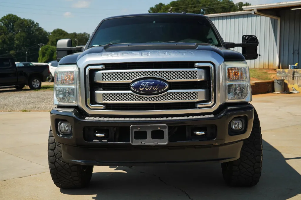 Ford F-250SD photo 18