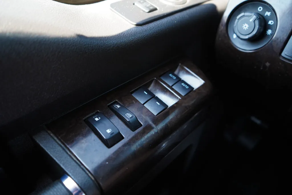 Ford F-250SD photo 29