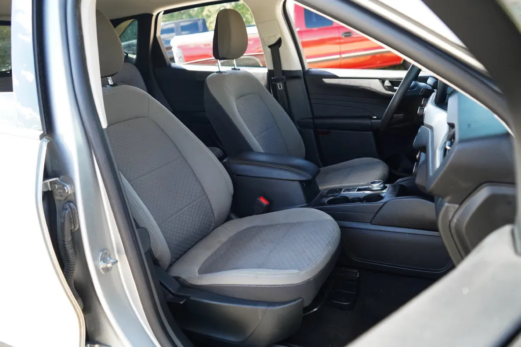 Ford Escape photo 13