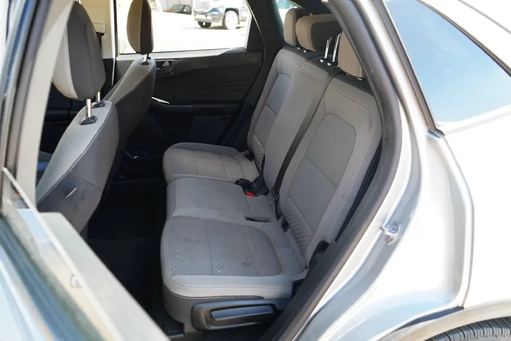Ford Escape photo 9