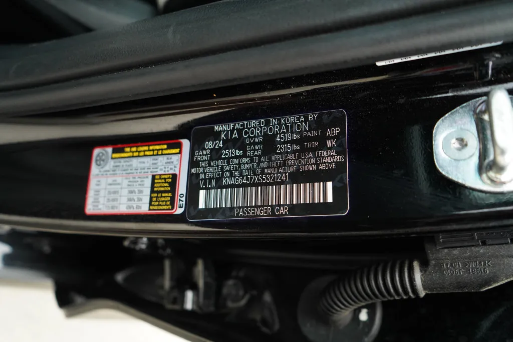 Kia K5 photo 39