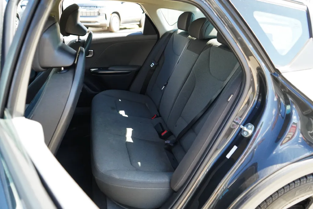 Kia K4 photo 9