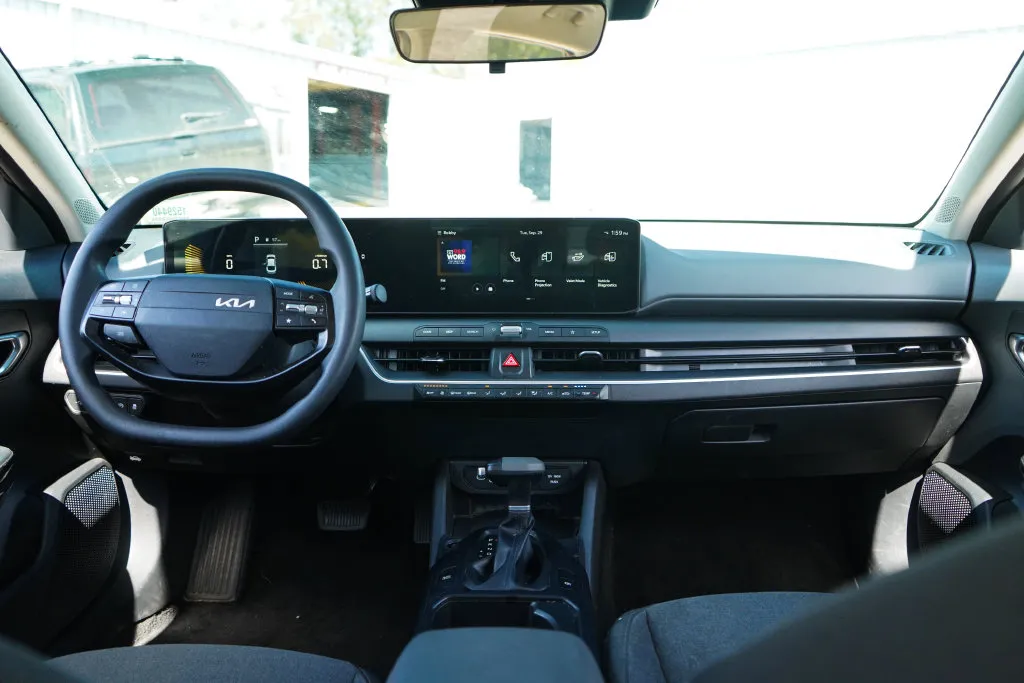 Kia K4 photo 10