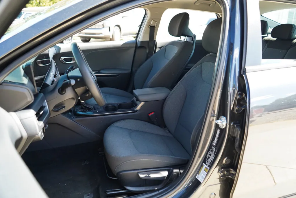 Kia K4 photo 7