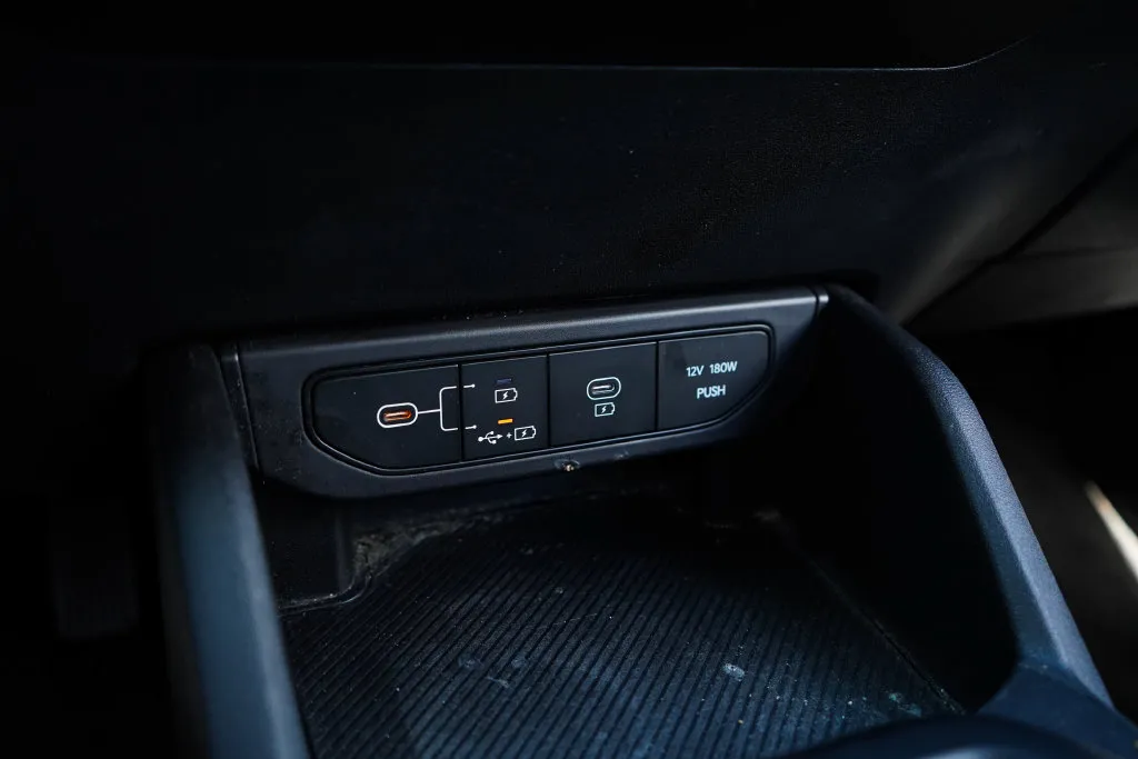 Kia K4 photo 27