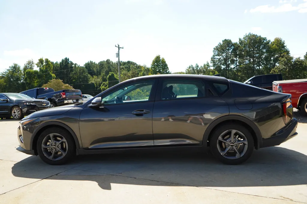 Kia K4 photo 23