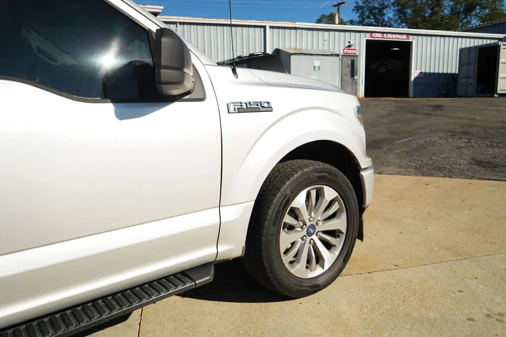 Ford F-150 photo 19