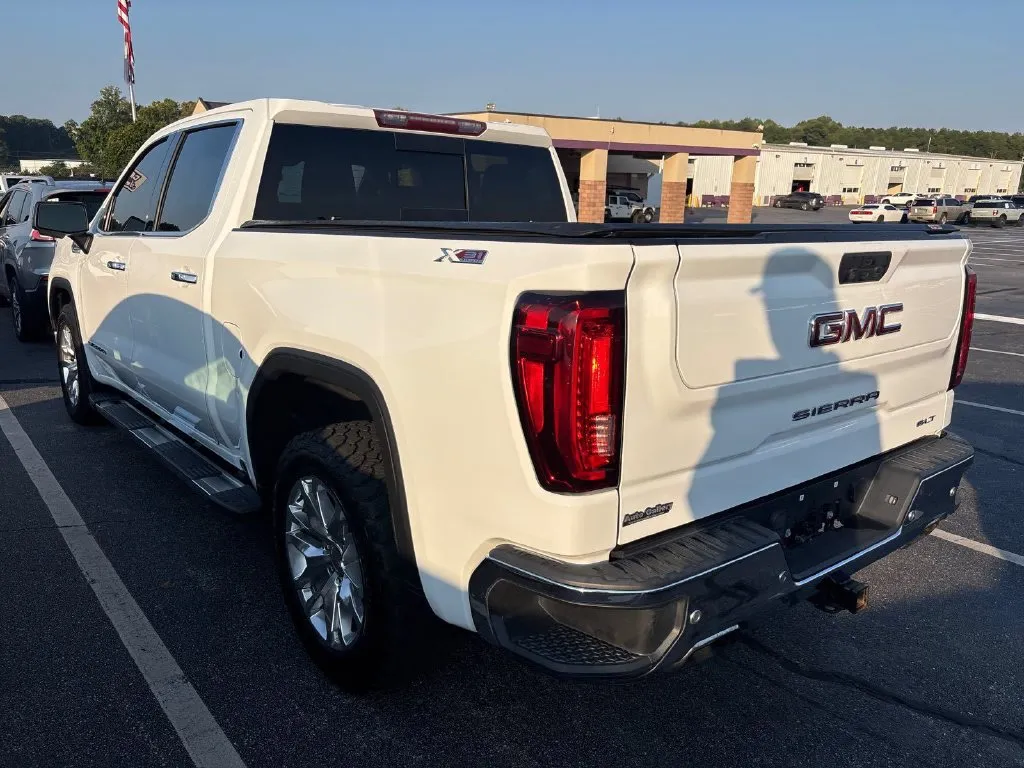 GMC Sierra photo 3