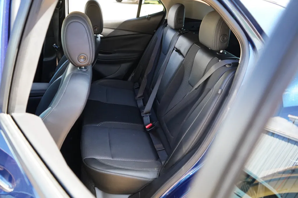 Buick Encore GX photo 9