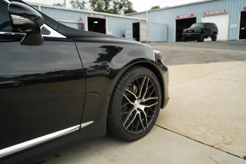 Lexus LS photo 19