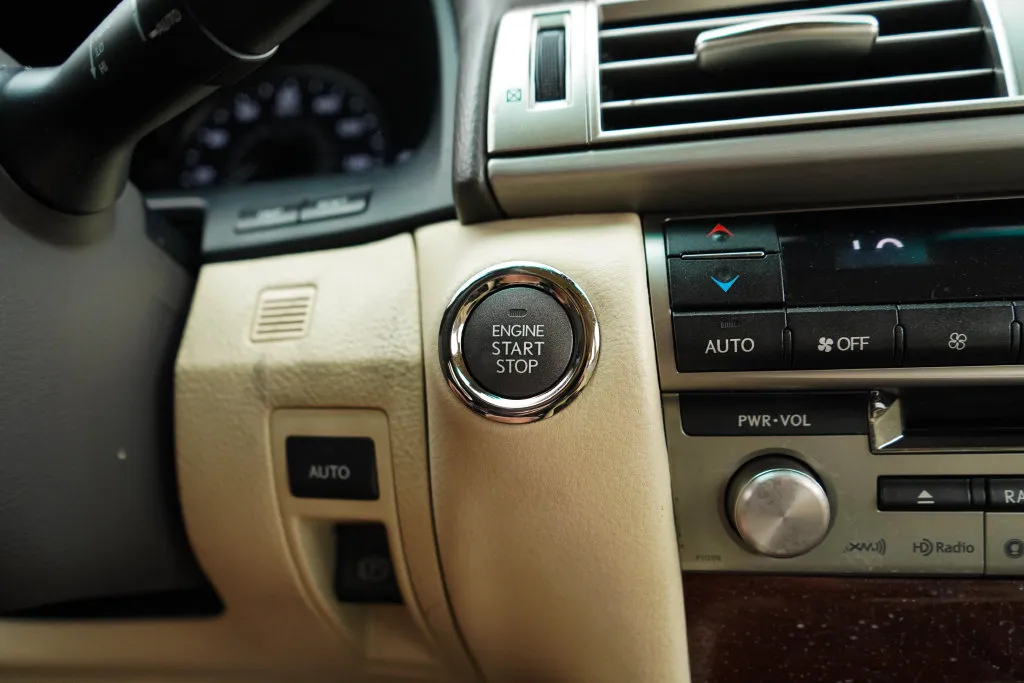 Lexus LS photo 28