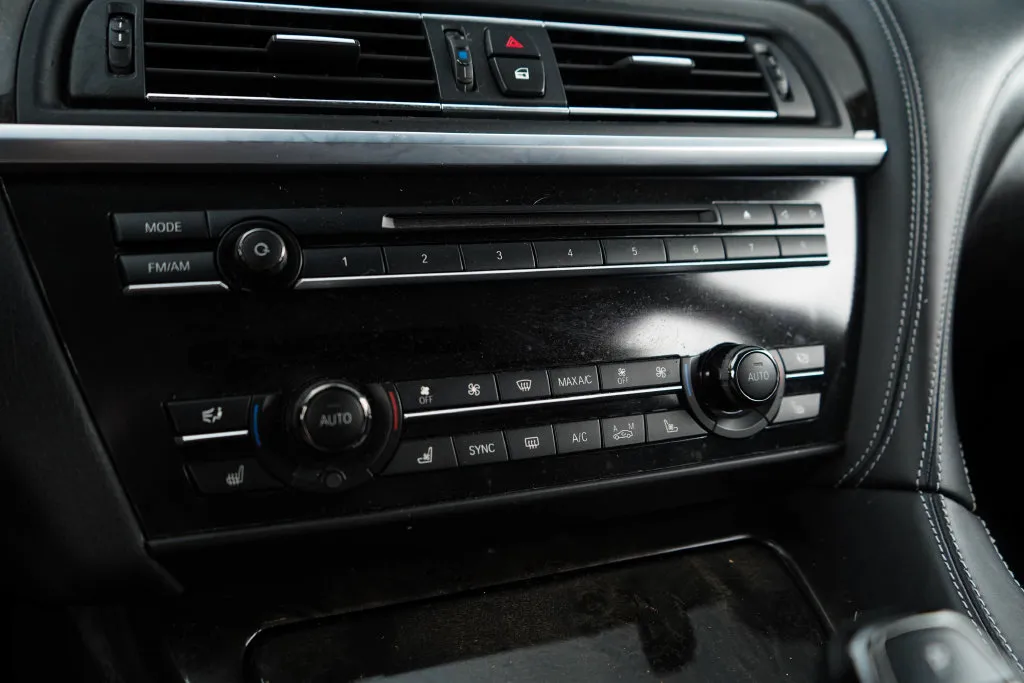 BMW 6 Series photo 27