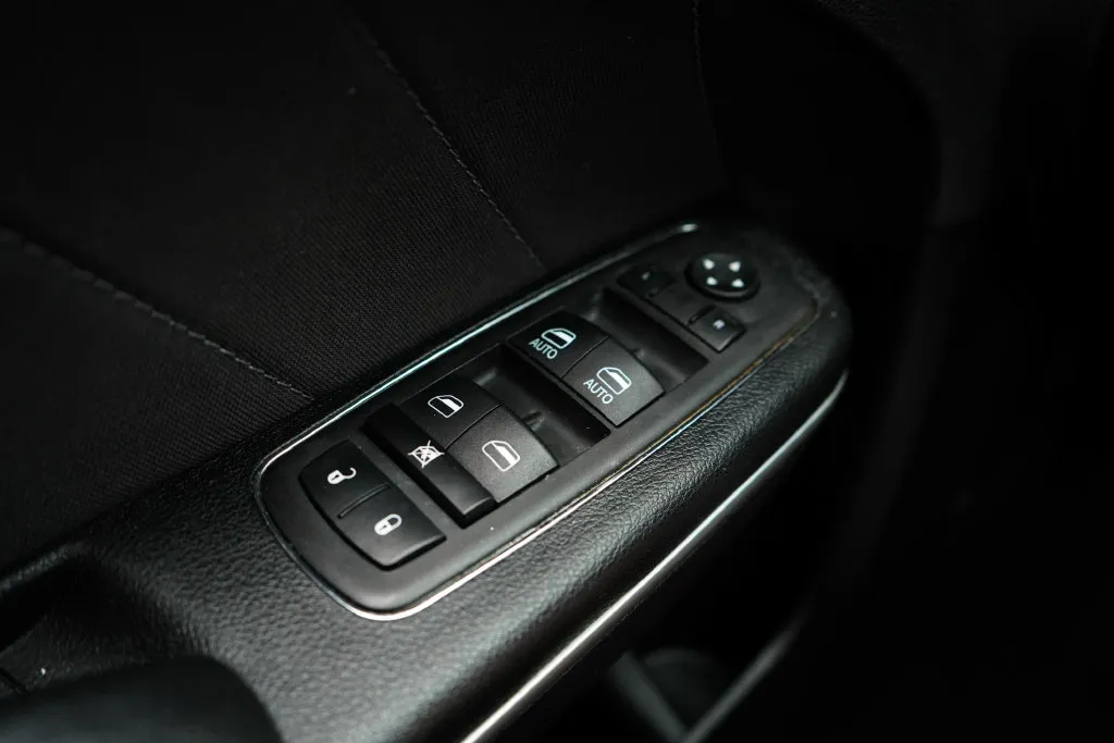 Dodge Charger photo 30
