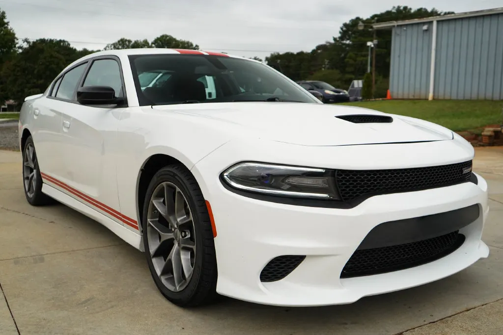 Dodge Charger photo 35
