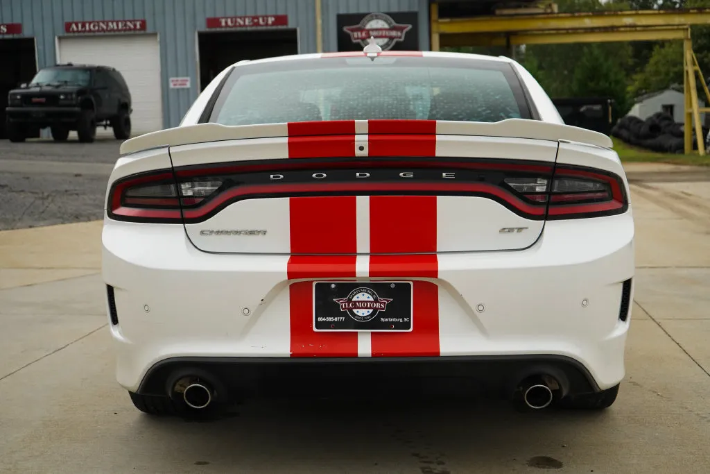 Dodge Charger photo 19