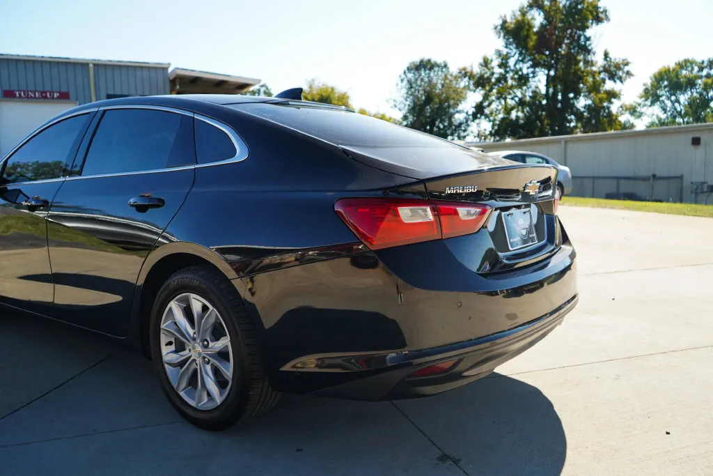 Chevrolet Malibu photo 21