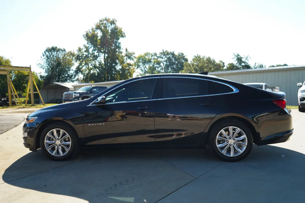Chevrolet Malibu photo 24