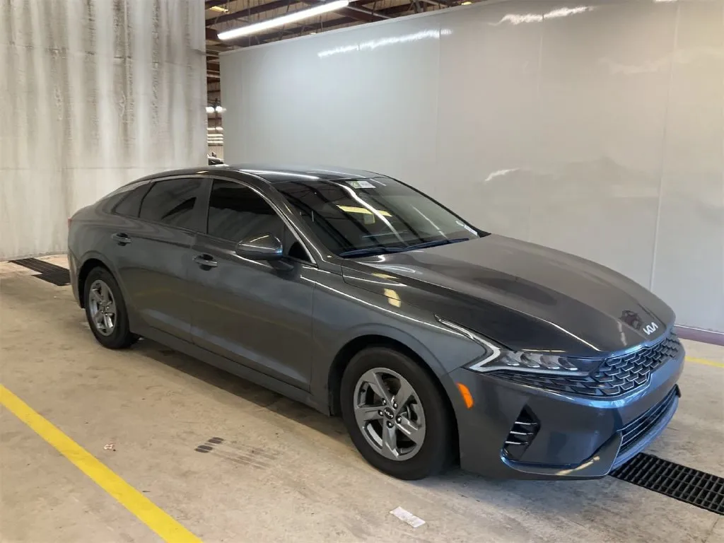 2022 Kia K5 LXS
