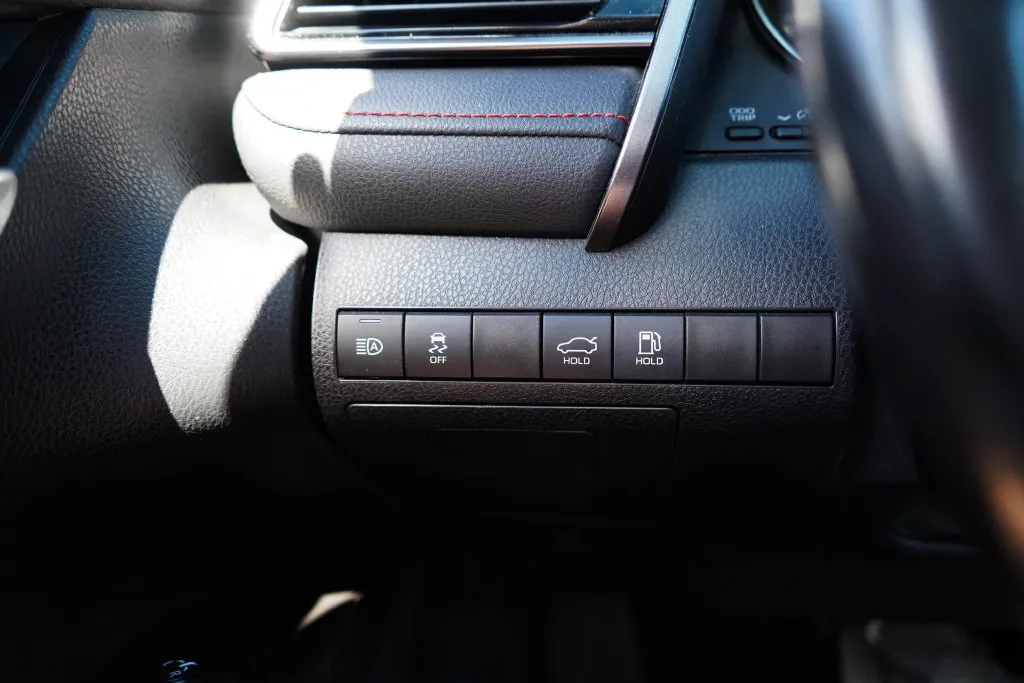 Toyota Camry photo 30