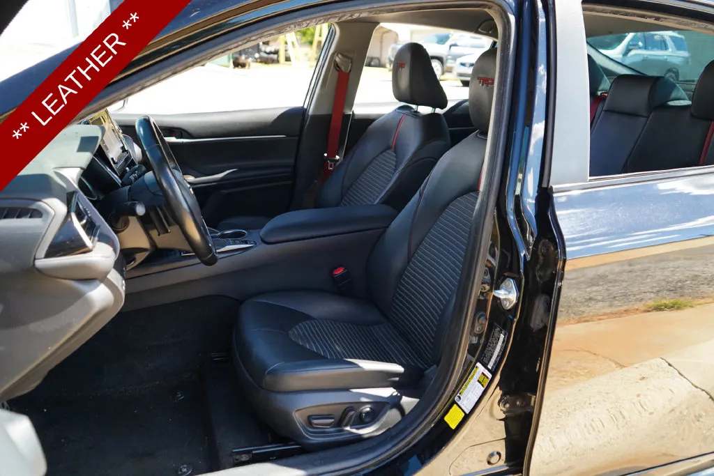 Toyota Camry photo 7