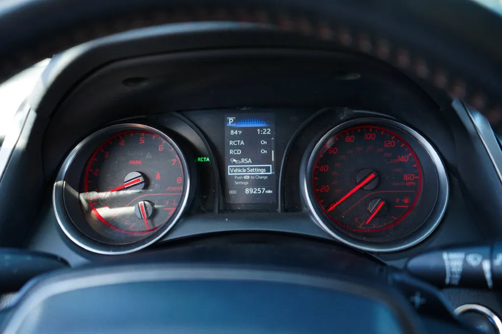 Toyota Camry photo 25