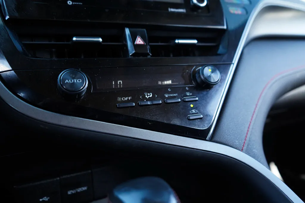 Toyota Camry photo 26