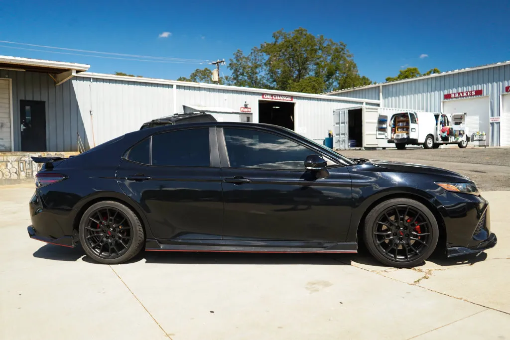 Toyota Camry photo 3