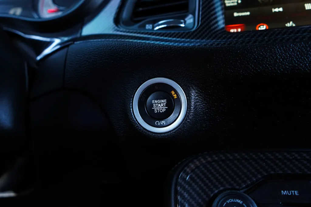 Dodge Challenger photo 28