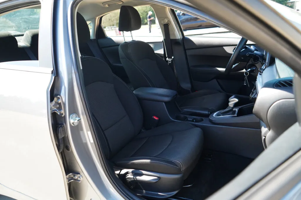 Kia Forte photo 13